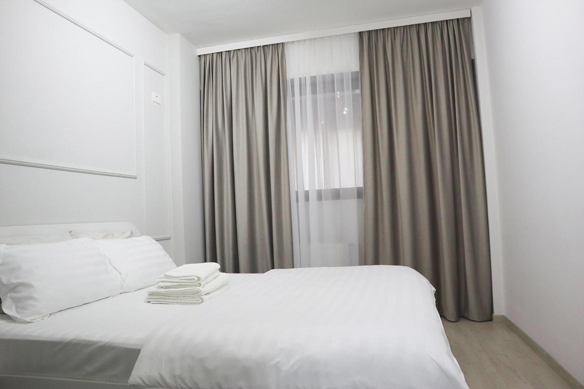 Popesti-Leordeni Brownix Apartment - Brown Residence מראה חיצוני תמונה